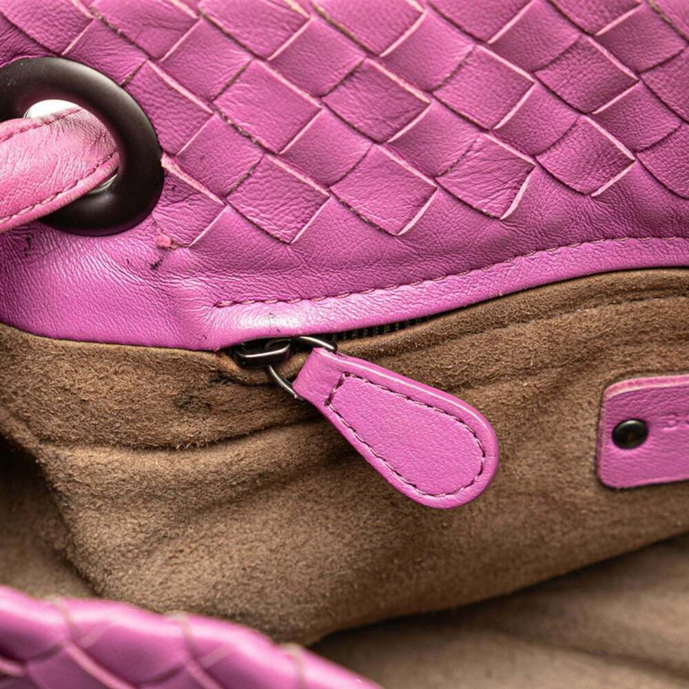 Bottega Veneta Intrecciato Handbag in Purple Leather for Women - Picture 9 of 13